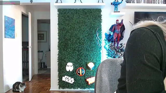 Vixen Lockheart online show from October 29, 4:49 pm