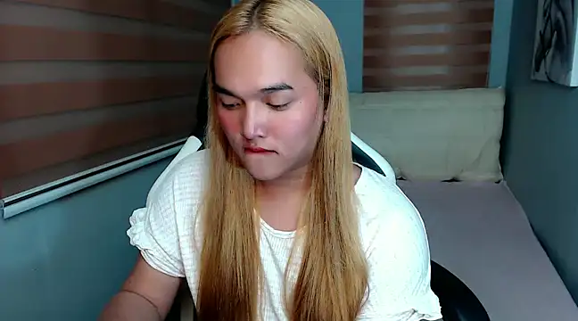 MoaningKylie online show from January 26, 11:17 am