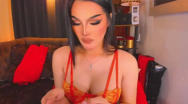 ChalanieFox online show from March 10, 7:22 am