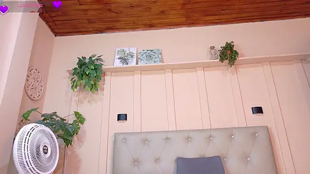 nicol snow online show from February 28, 1:29 pm