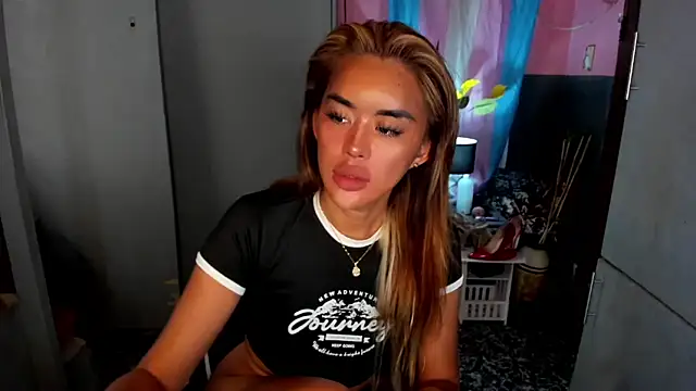 QuiinMollyXxX online show from May 31, 5:06 am