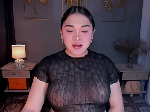 MaxeneCullens online show from November 10, 10:27 am