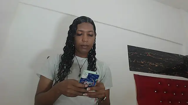 shairaStarr online show from December 5, 11:55 am