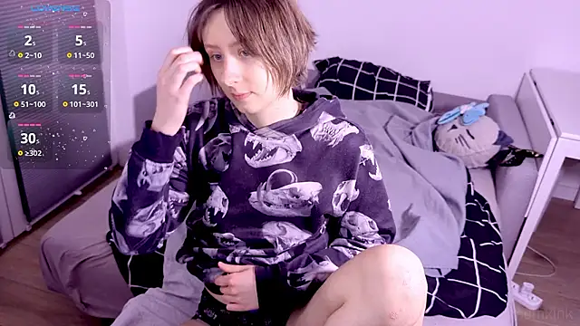 mothkink online show from February 26, 7:41 pm