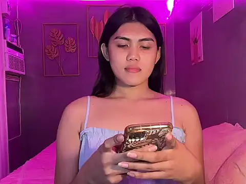 Delicate Savannah online show from October 13, 3:34 pm