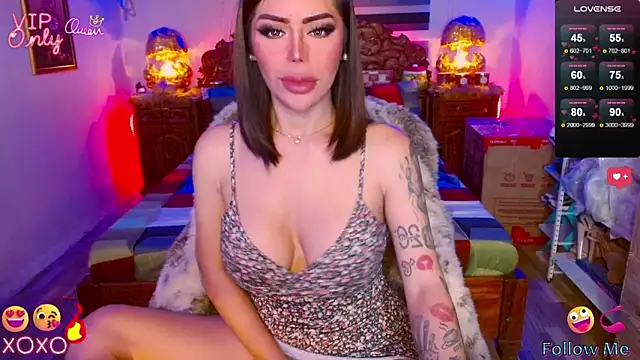 Magnificent Goddess online show from March 11, 4:05 am