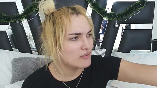 katya kozlov online show from December 10, 12:16 pm