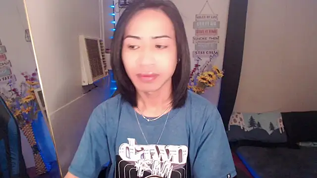 Lemonadexxx online show from January 13, 4:42 am