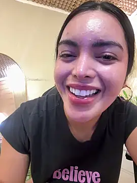 HotstuffCherrySummer online show from February 26, 9:25 am