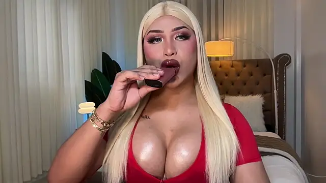 Your Majesty Tyra online show from March 21, 4:49 am