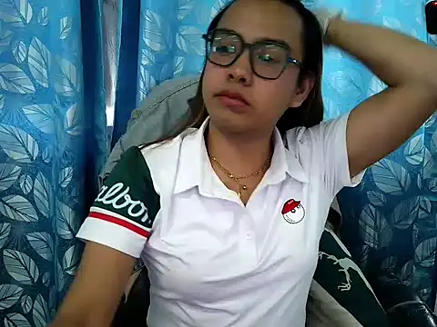 Your PrettyGirlxxx online show from October 27, 1:13 am