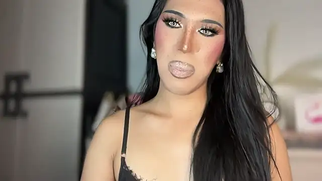 Ts glamxxxx online show from December 18, 3:01 am