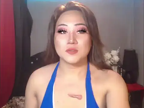 BlackAlison online show from June 10, 12:15 pm