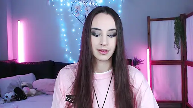 Wildorchid  online show from March 16, 5:23 am