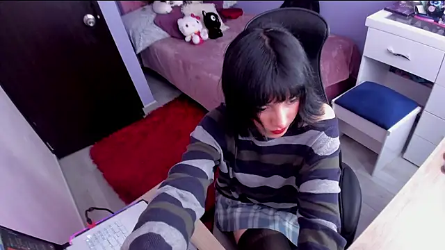 Room312  online show from January 21, 5:05 pm