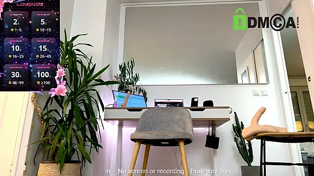 Axelletoy online show from December 7, 5:26 pm