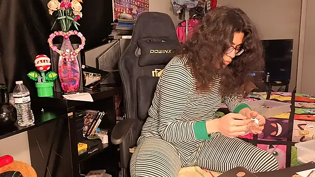 ShinyCherub online show from February 17, 8:19 am