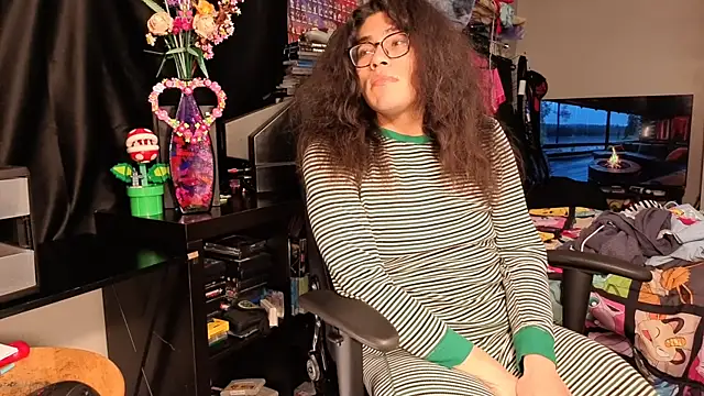 ShinyCherub online show from February 20, 1:51 pm