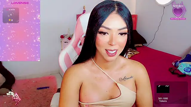 Tanedra collings online show from December 5, 11:44 pm