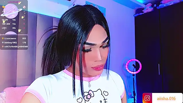 AiishaRose online show from January 7, 1:10 pm