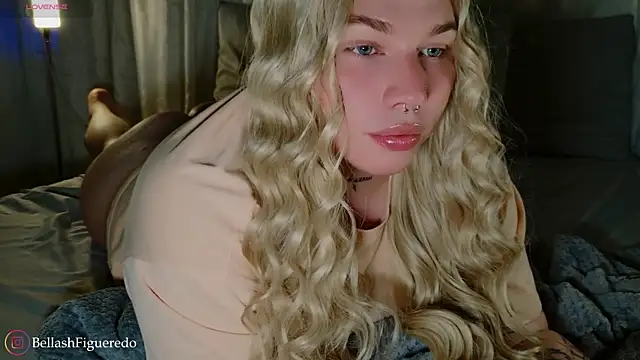 IsabellaFigueredo   online show from November 6, 7:03 pm