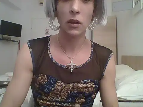 xxxlecram online show from February 6, 9:15 am